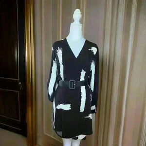 Black/White Dress